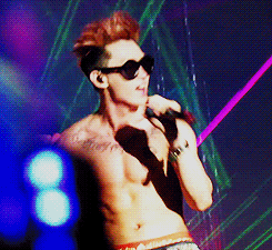 tumblr_mk7yf2vabj1qa7tfso3_250.gif