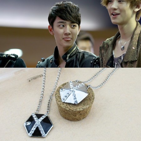 58-exo-kris-logo-silver-black-color-necklace.jpg